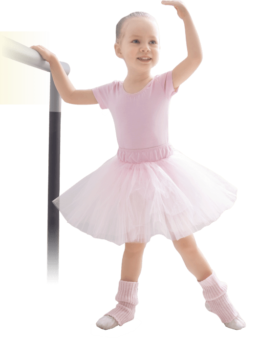 両手でバーにつかまって