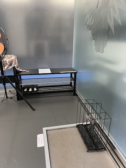 ストレッチグッズなど、さまざまな備品も取り揃えています。