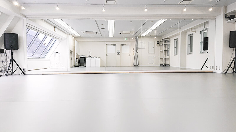 白を基調としたオシャレな空間です。