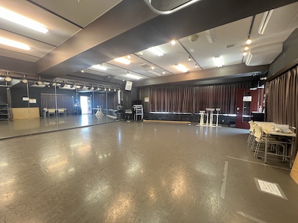 ダンスルーム