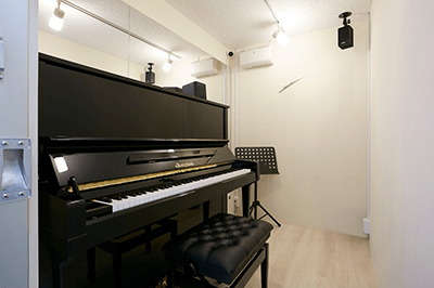 ピアノルーム